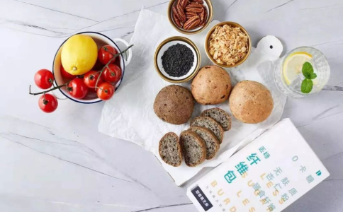 生鮮配送,生鮮APP,標準化運營,線上消費,