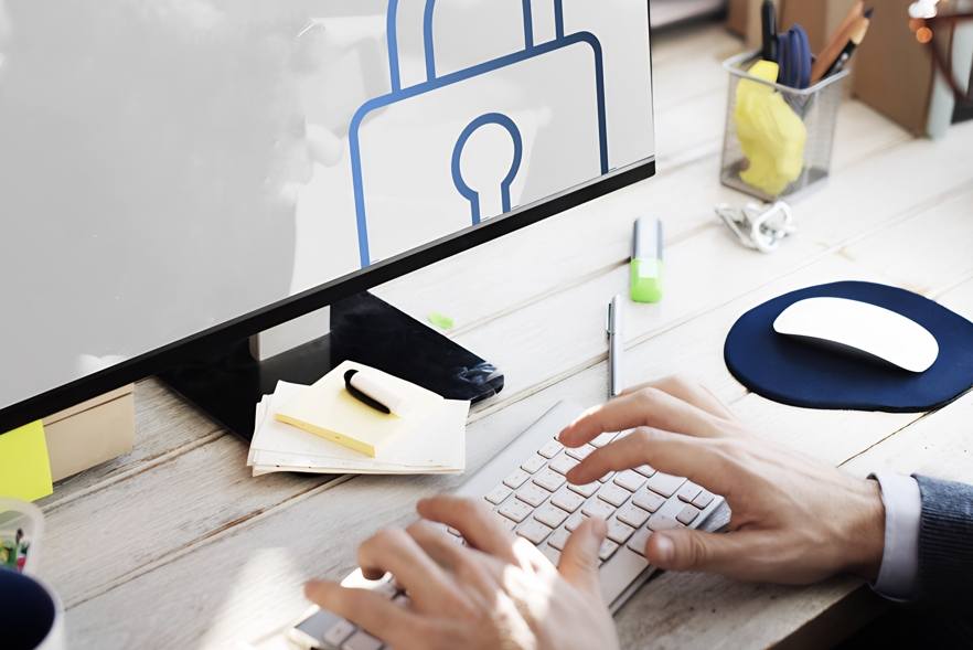 如何在App軟件開發中實現簡約風格的設計?