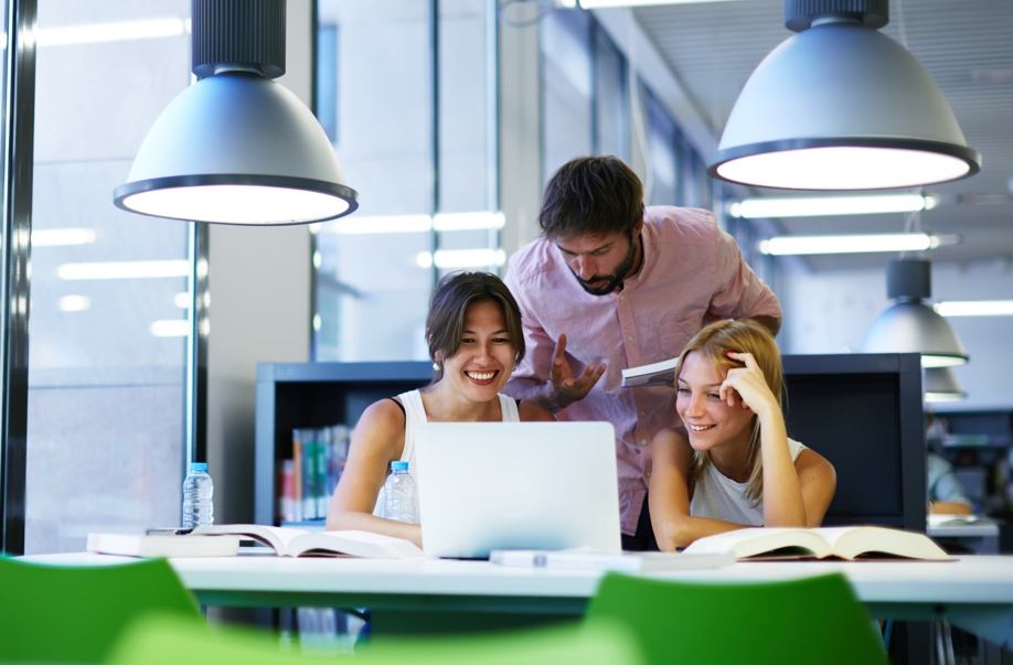 手機(jī)app客戶端是什么?其開(kāi)發(fā)技術(shù)包含哪些方面?